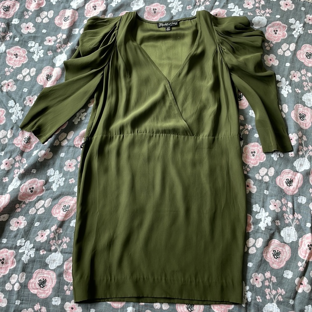 Elizabeth and James green silk long sleeved mini dress